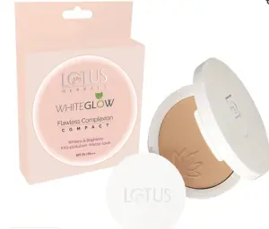 Lotus Herbals Whiteglow Flawless Complexion Compact.(10g)